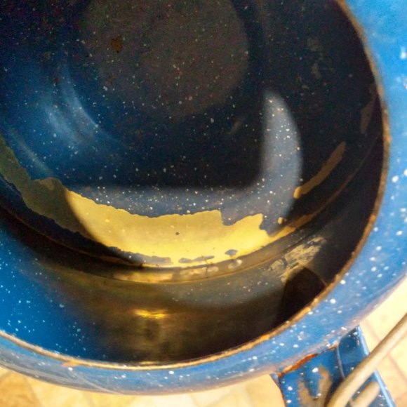 Rustic Blue & White Speckled Enamelware Graniteware Tea Pot Kettle - Picture 6 of 11